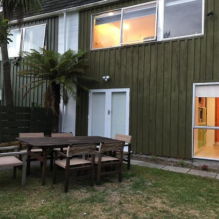 Water'S Edge City Retreat Rotorua Luaran gambar