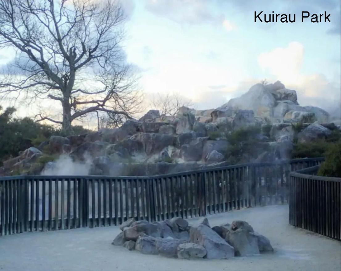 Water'S Edge City Retreat Rotorua Luaran gambar